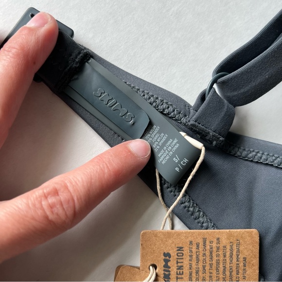 *SOLD C* NWT SKIMS Ruched bikini top Rhinestone strappy bikini bottom small - Picture 5 of 15